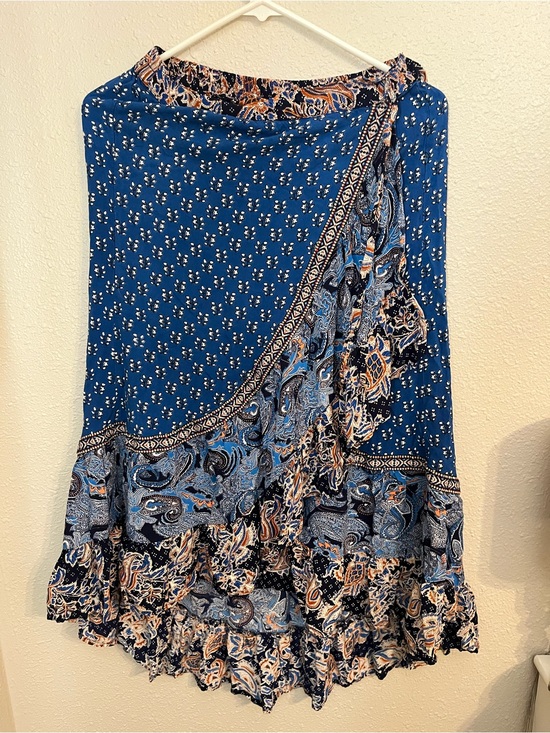 Christian Siriano Dresses & Skirts - Christian Siriano Blue Paisley Asymmetrical Wrap Skirt